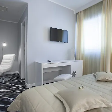 New Belgrade Garni Hotel 4* Belgrade