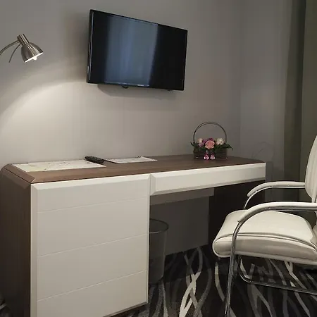 New Garni Hotel