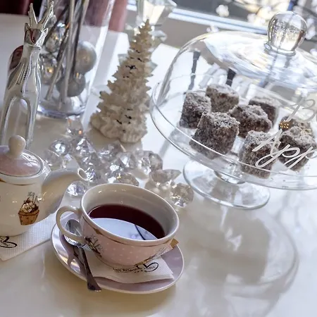 New Belgrade Garni Hotel Hotel 4*