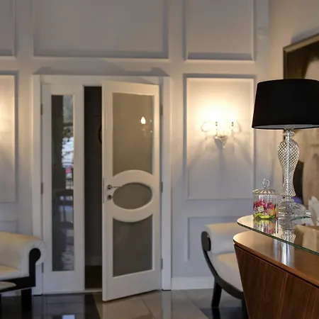 New Belgrade Garni Hotel Hotel 4*